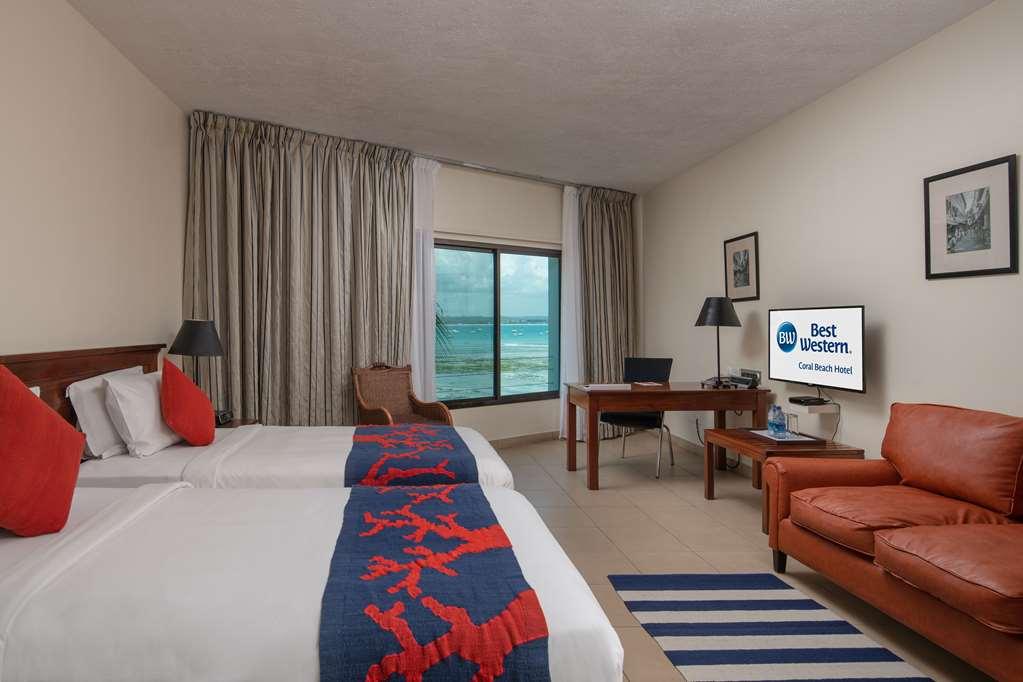 Coral Beach Hotel Daressalam Zimmer foto