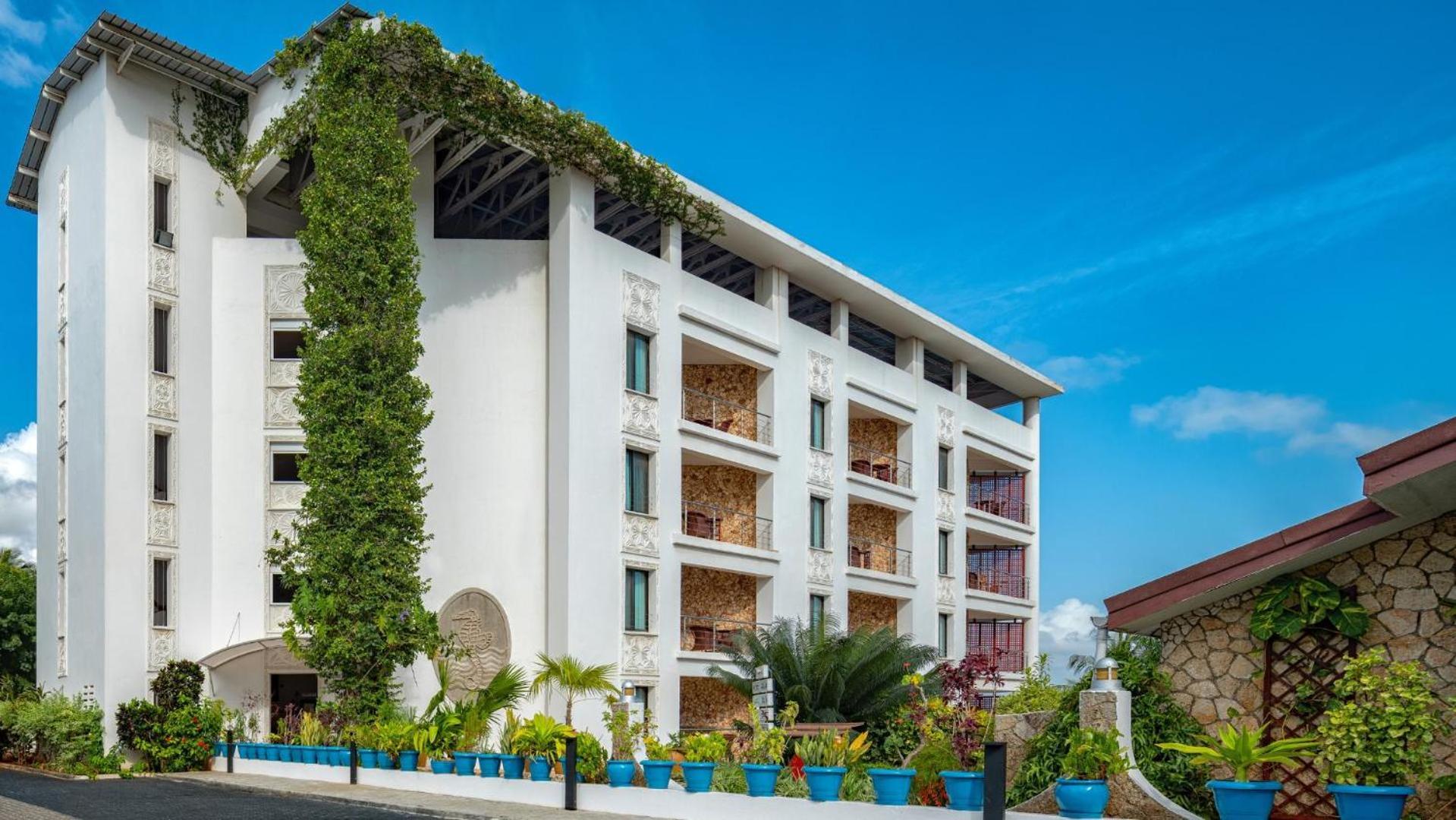 Coral Beach Hotel Daressalam Exterior foto